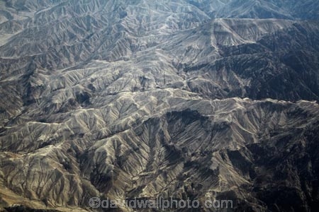 aerial;aerial-image;aerial-images;aerial-photo;aerial-photograph;aerial-photographs;aerial-photography;aerial-photos;aerial-view;aerial-views;aerials;Andean-foothills;Andean-Mountains;Andes;Andes-foothills;Andes-Mountains;Andes-Range;arid;barren;desert;deserts;dry;dry-river;dry-riverbed;dry-riverbeds;dry-stream-bed;eroded;erosion;geology;highway;highways;hill;hills;Ica-Region;Latin-America;mountains;Pan-American-Highway;Pan_American-Highway;Peru;Peruvian-Andes;Peruvian-Desert;Republic-of-Peru;riverbed;road;roads;South-America;Sth-America;waterway;waterways;weathered