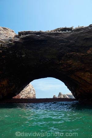Ballestas;Ballestas-Is;Ballestas-Islands;Ballestas-Islands-archipelago;Ballestas-Islands-National-Reserve;Ballestas-Islands-Tour;cave;caves;coast;coastal;coastline;coastlines;coasts;Ica-Region;Islas-Ballestas;Latin-America;natural-arch;natural-arches;ocean;oceans;Pacific-Ocean;Paracas-Disctrict;Peru;Pisco-Province;Republic-of-Peru;Reserva-National-Islas-Ballestas;reserves;rock-arch;rock-arches;rock-formation;rock-formations;sea;sea-arch;sea-arches;sea-cave;sea-caves;seas;shore;shoreline;shorelines;shores;South-America;Sth-America;water;wildlife-reserve