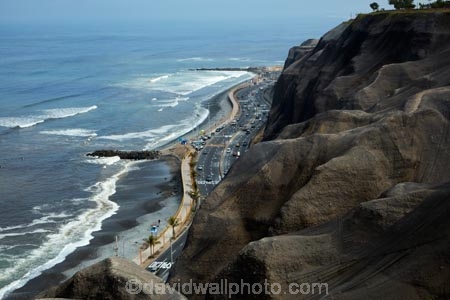 beach;beaches;bluff;bluffs;Circuito-de-Playas;cliff;cliffs;coast;coastal;coastline;coastlines;Latin-America;Lima;Lima-waterfront;Miraflores;Miraflores-District;Miraflores-waterfront;Pacific-Ocean;Peru;Republic-of-Peru;shore;shoreline;South-America;Sth-America;waterfront