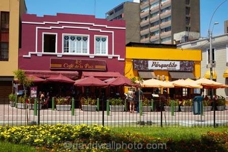 bar;bars;cafe;Cafe-de-la-Paz;cafes;coffee-shop;coffee-shops;colorful;colourful;diner;diners;dining;El-Parquetito;Kennedy-Park;Latin-America;Lima;Miraflores;Miraflores-District;Parque-Central;Parque-Kennedy;Peru;Republic-of-Peru;restaurant;restaurants;South-America;Sth-America
