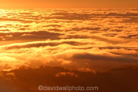 Cloud;Clouds;Color;colors;Colour;colours;Daytime;dawn;sunrise;daylight;twilight;Exterior;Light;Meteorology;Natural-phenomena;Natural-phenomenon;Nature;Nobody;Outdoor;Outdoors;Outside;Purity;Scenic;Scenics;Shadow;Shadows;Skies;Sky;Texture;Textures;View-from-above;Weather;orange;high;high-up;landscape;beautiful;etherial;magical;mystical;wonder;wonderful;above