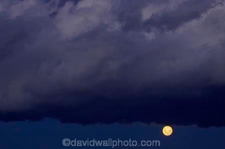 Black-Clouds;Central-Otago;cloud;clouds;dusk;evening;lunar;moon;Moonrise;moons;N.Z.;New-Zealand;night;night-time;night_time;NZ;Otago;S.I.;SI;sky;South-Island;storm-cloud;storm-clouds;twilight