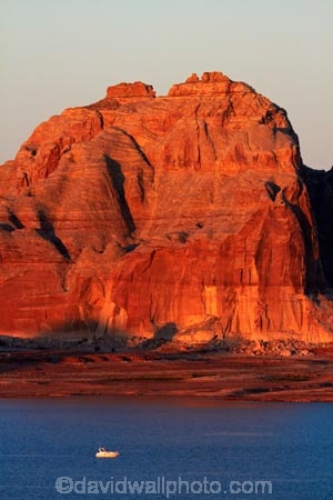 America;American-Southwest;Arizona;AZ;boat;boats;Coconino-County;Colorado-River;cruiser;cruisers;GCNRA;geological;geology;Glen-Canyon-National-Recreation-Area;Glen-Canyon-NRA;lake;Lake-Powell;lakes;launch;launches;Page;rock;rock-formation;rock-formations;rock-outcrop;rock-outcrops;rocks;shoreline;shorelines;South-west-United-States;South-west-US;South-west-USA;South-western-United-States;South-western-US;South-western-USA;Southwest-United-States;Southwest-US;Southwest-USA;Southwestern-United-States;Southwestern-US;Southwestern-USA;States;stone;the-Southwest;U.S.A;United-States;United-States-of-America;unusual-natural-feature;unusual-natural-features;USA;Utah;Wahweap;Wahweap-Bay