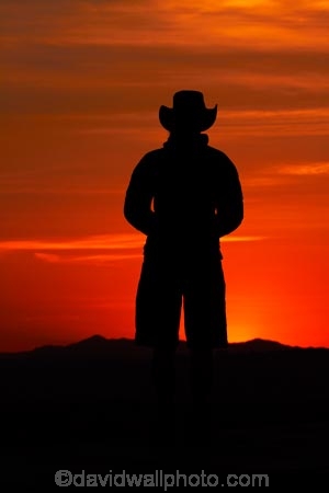 acubra;acubras;akubra;akubras;America;American-Southwest;Arizona;AZ;break-of-day;Colorado-Plateau;Colorado-Plateau-Province;cowboy-hat;cowboy-hats;dawn;dawning;daybreak;first-light;hat;hats;Monument-Valley;Monument-Valley-Navajo-Tribal-Park;morning;Navajo-Indian-Reservation;Navajo-Nation;Navajo-Nation-Reservation;Navajo-Reservation;Oljato;Oljato-Monument-Valley;Oljato_Monument-Valley;orange;people;person;silhouette;silhouettes;South-west-United-States;South-west-US;South-west-USA;South-western-United-States;South-western-US;South-western-USA;Southwest-United-States;Southwest-US;Southwest-USA;Southwestern-United-States;Southwestern-US;Southwestern-USA;States;sunrise;sunrises;sunup;The-Mittens;the-Southwest;tourism;tourist;tourists;Tsé-Bii-Ndzisgaii;twilight;U.S.A;United-States;United-States-of-America;USA;UT;Utah;valley-of-the-rocks;visitor;visitors