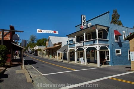 accommodation;America;American;building;buildings;CA;California;Charlotte-Hotel;County-of-Tuolumne;Groveland;heritage;historic;historic-building;historic-buildings;historical;historical-building;historical-buildings;history;hotel;Hotel-Charlotte;hotels;Main-St;Main-Street;old;pub;Sierra-Nevada;Sierra-Nevada-foothills;States;tradition;traditional;Tuolumne-County;U.S.A;United-States;United-States-of-America;USA;West-Coast;West-United-States;West-US;West-USA;Western-United-States;Western-US;Western-USA