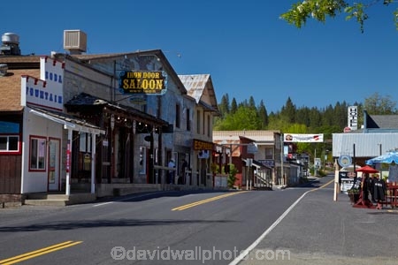 ale-house;ale-houses;America;American;bar;bars;building;buildings;CA;California;County-of-Tuolumne;free-house;free-houses;Groveland;heritage;historic;historic-building;historic-buildings;historical;historical-building;historical-buildings;history;hotel;hotels;Iron-Door-Saloon;Main-St;Main-Street;old;pub;public-house;public-houses;pubs;saloon;saloons;Sierra-Nevada;Sierra-Nevada-foothills;States;tavern;taverns;tradition;traditional;Tuolumne-County;U.S.A;United-States;United-States-of-America;USA;West-Coast;West-United-States;West-US;West-USA;Western-United-States;Western-US;Western-USA