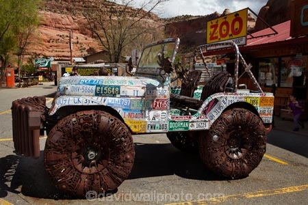 America;American-Southwest;art;artwork;artworks;eastern-Utah;Grand-County;Hole-in-the-rock;Hole-n-the-rock;Hole-n-the-rock;jeep;jeeps;metal;metal-part;metal-parts;Moab;number-plate;number-plates;numberplate;numberplates;South-west-United-States;South-west-US;South-west-USA;South-western-United-States;South-western-US;South-western-USA;Southwest-United-States;Southwest-US;Southwest-USA;Southwestern-United-States;Southwestern-US;Southwestern-USA;States;steel;the-Southwest;tire;tires;tourist-attraction;tourist-attractions;tourist-centre;U.S.A;United-States;United-States-of-America;USA;UT;Utah;wheel;wheels